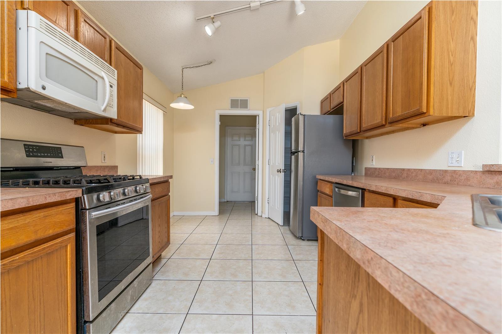 130 SONJA CIR, DAVENPORT, FL, 33897