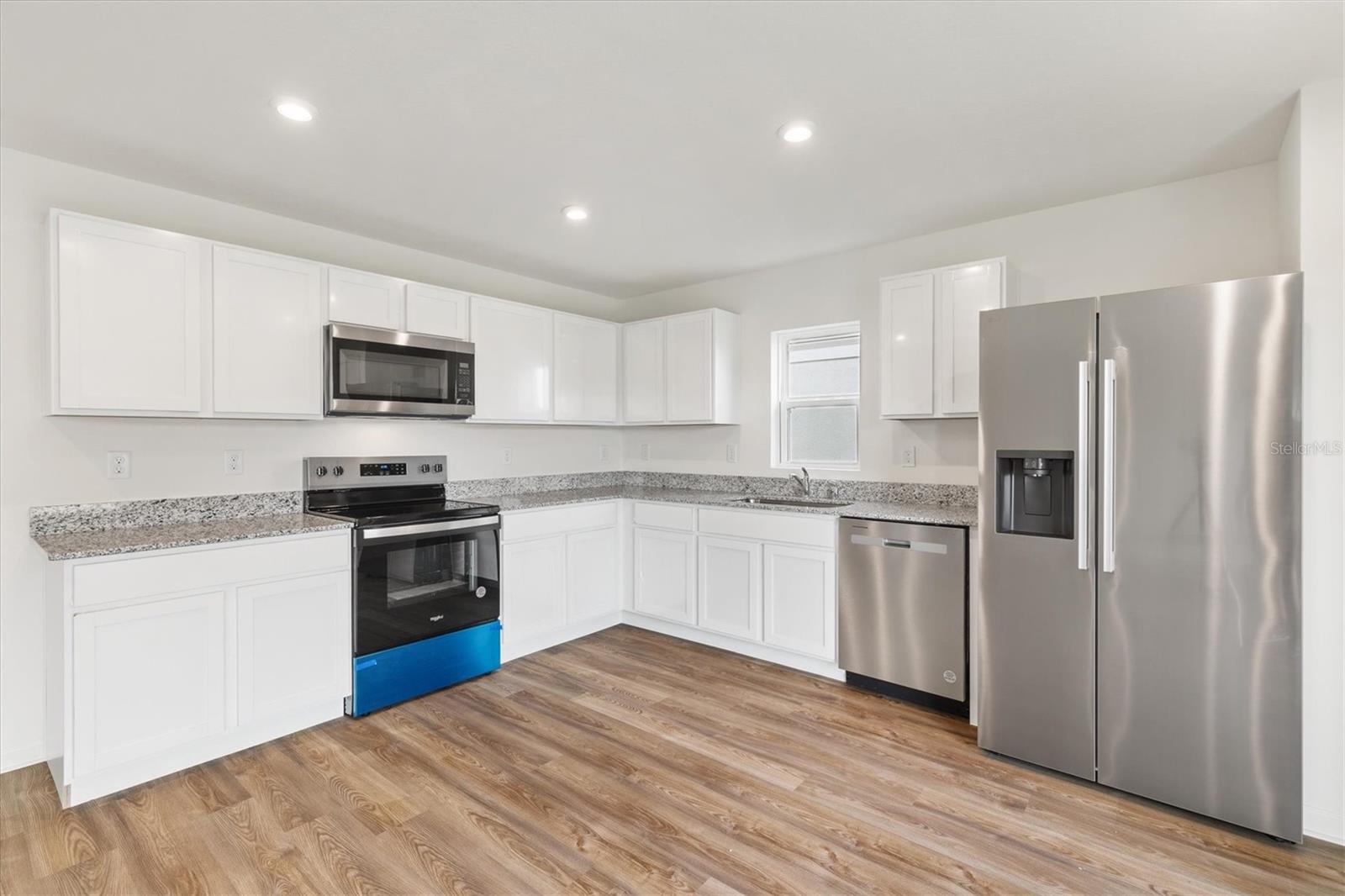 1941 IOWA DR, SUMTERVILLE, FL, 33585