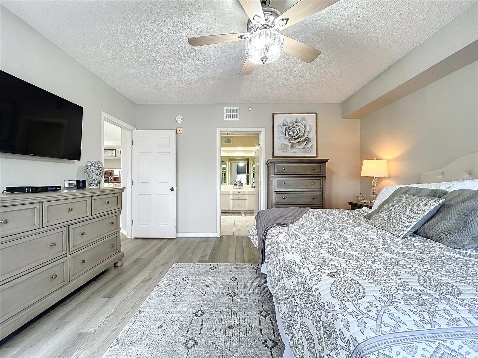 6450 SHORELINE DR #9203, ST PETERSBURG, FL, 33708