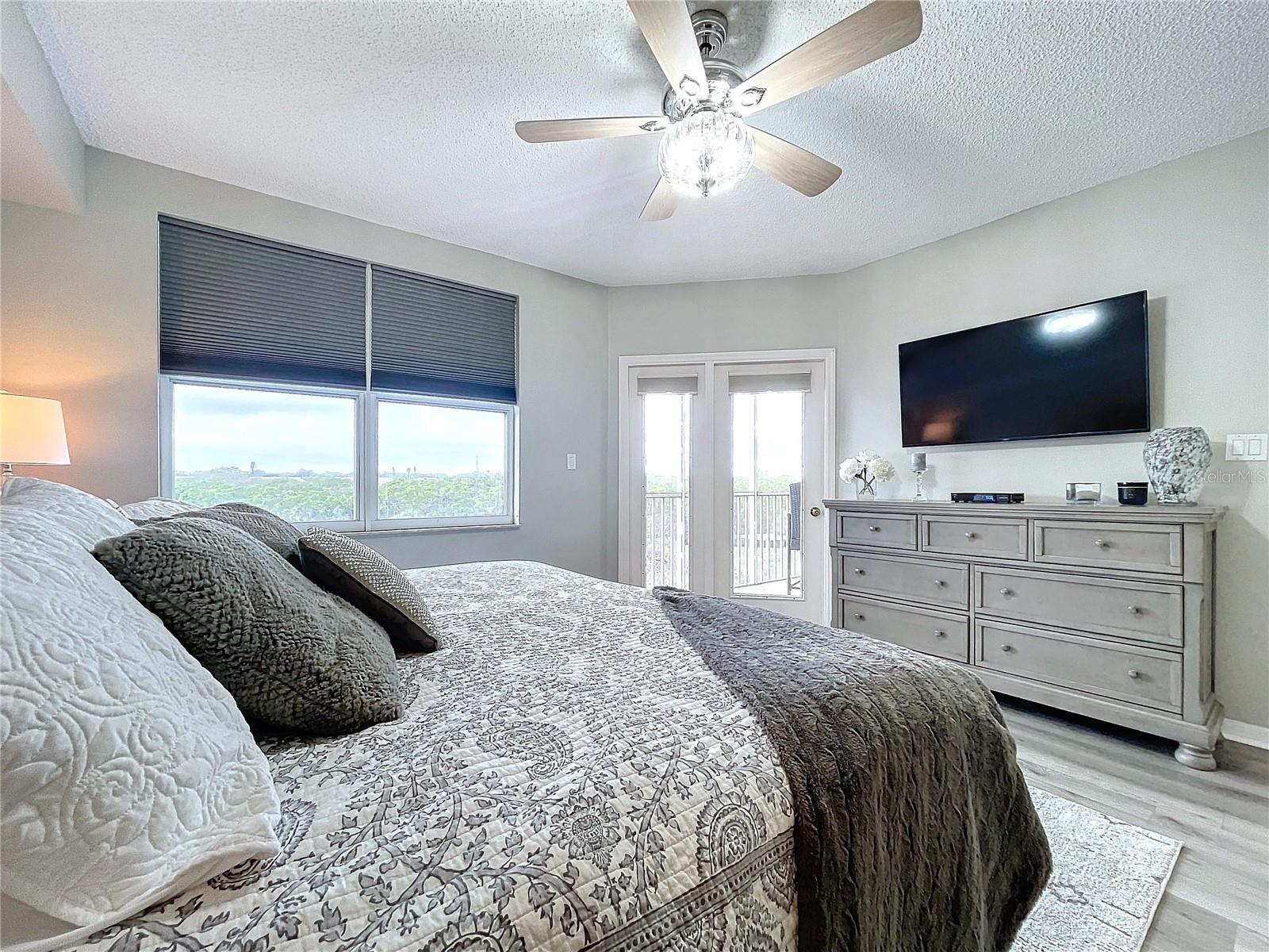 6450 SHORELINE DR #9203, ST PETERSBURG, FL, 33708