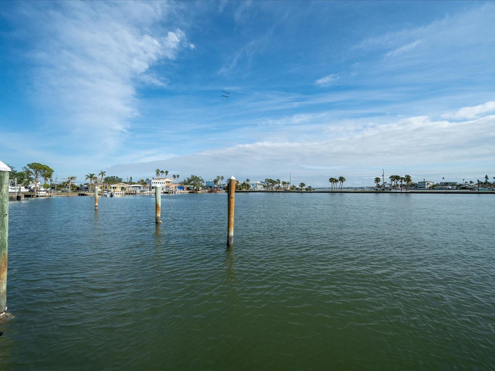 16124 4TH ST E, REDINGTON BEACH, FL, 33708