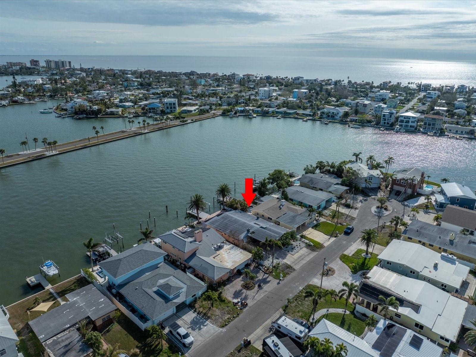 16124 4TH ST E, REDINGTON BEACH, FL, 33708