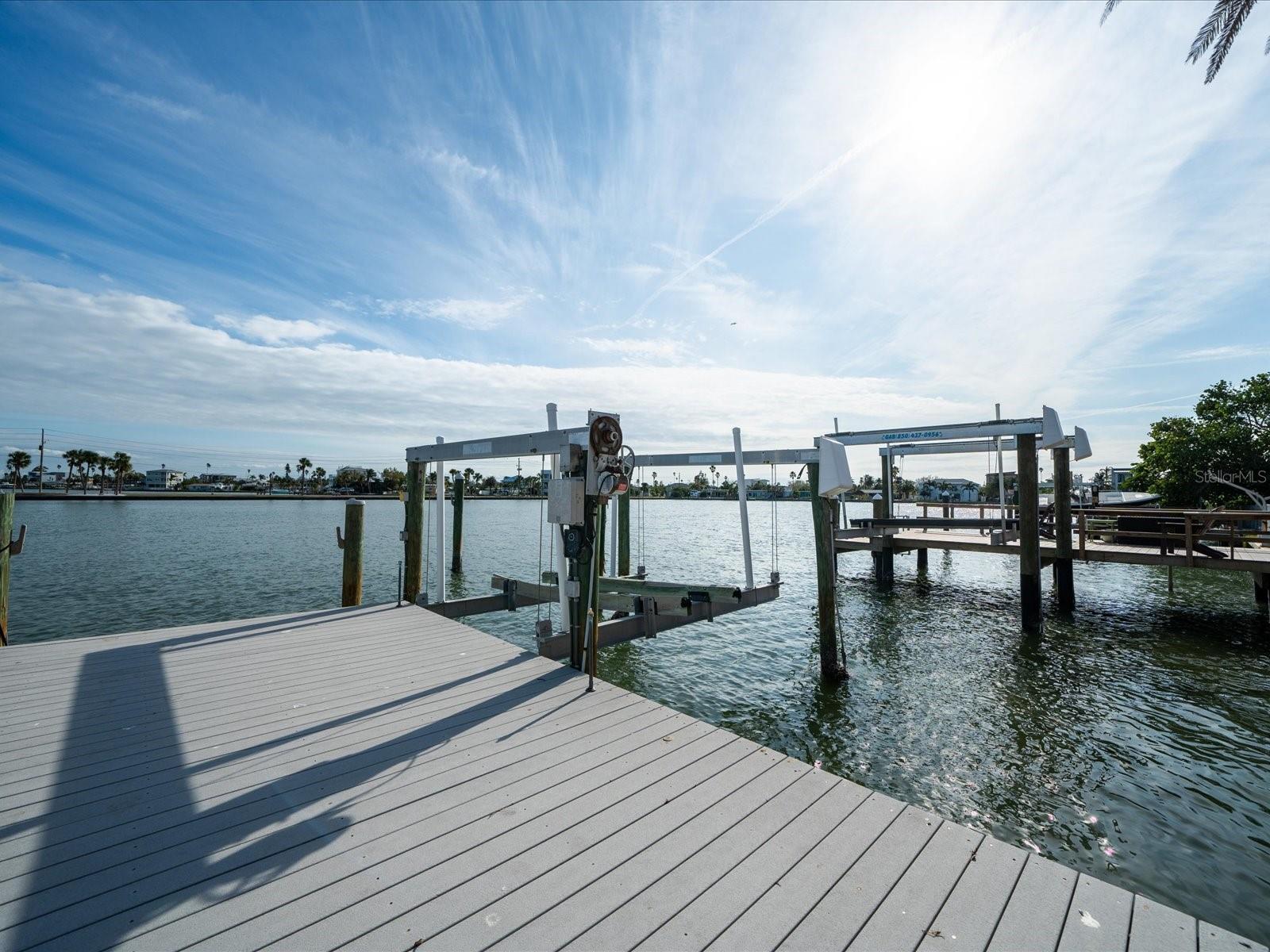 16124 4TH ST E, REDINGTON BEACH, FL, 33708
