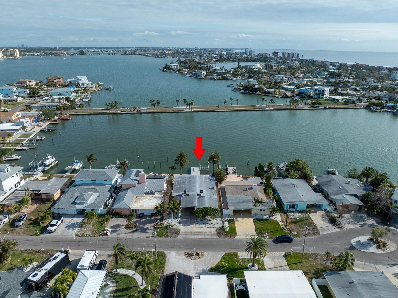 16124 4TH ST E, REDINGTON BEACH, FL, 33708