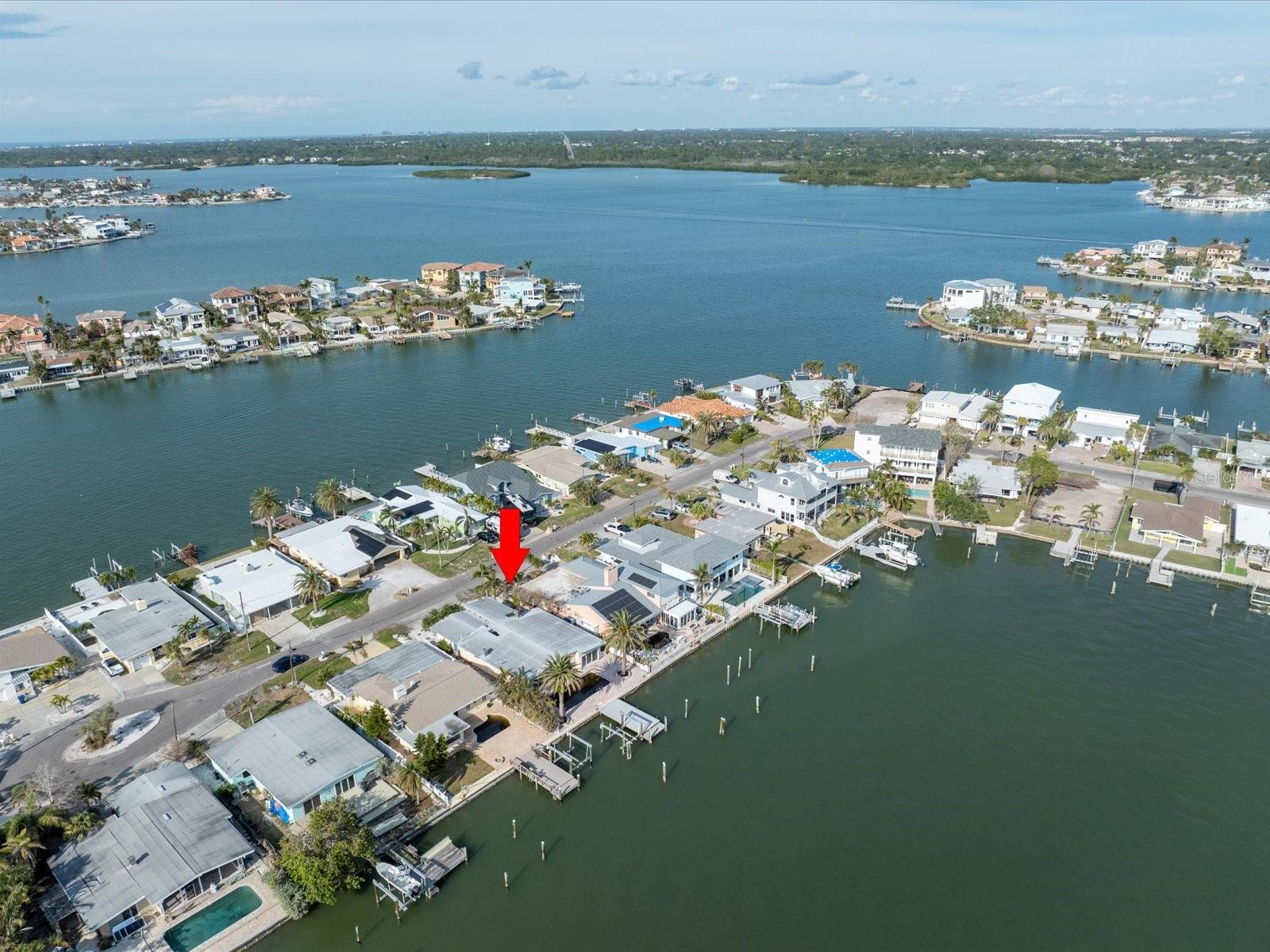 16124 4TH ST E, REDINGTON BEACH, FL, 33708