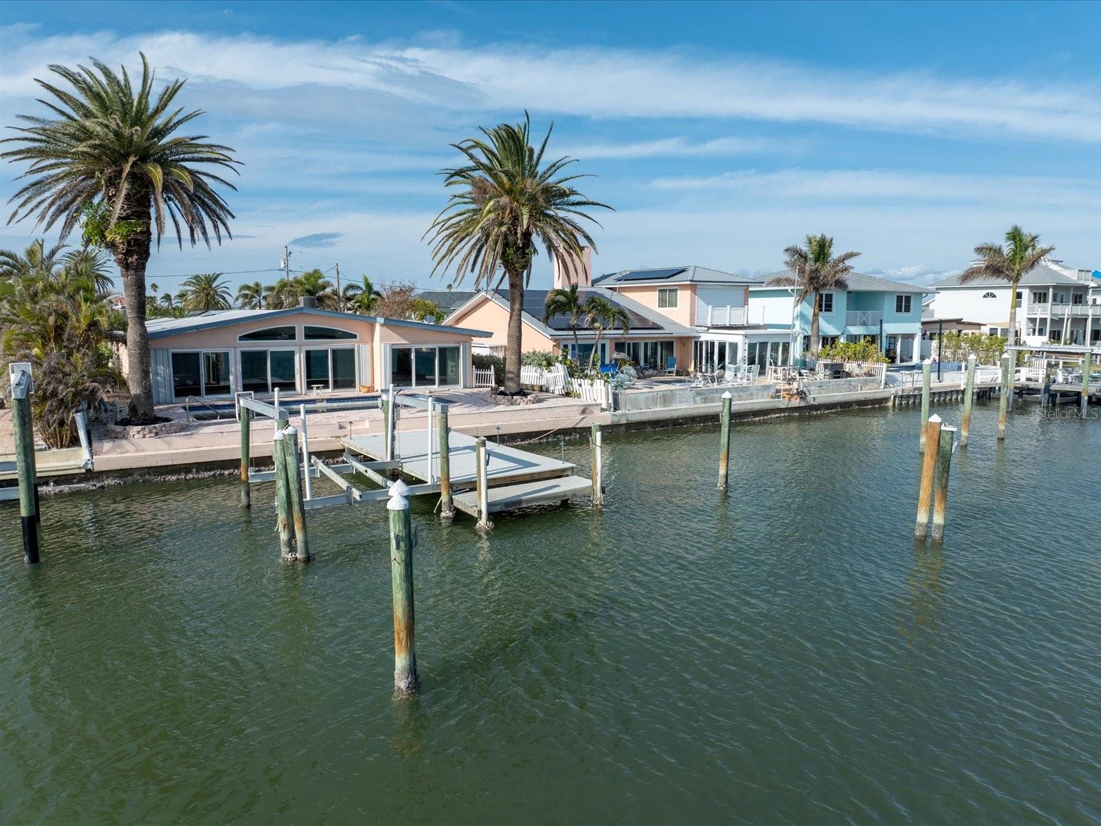 16124 4TH ST E, REDINGTON BEACH, FL, 33708
