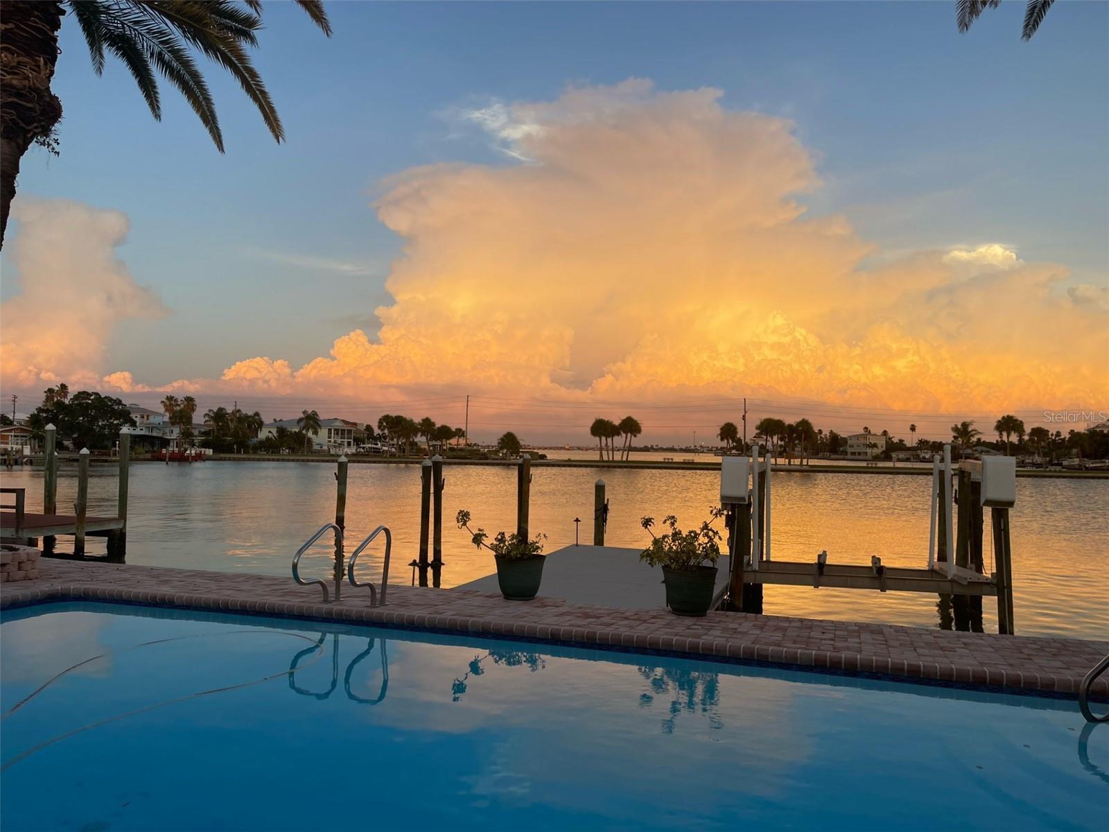 16124 4TH ST E, REDINGTON BEACH, FL, 33708