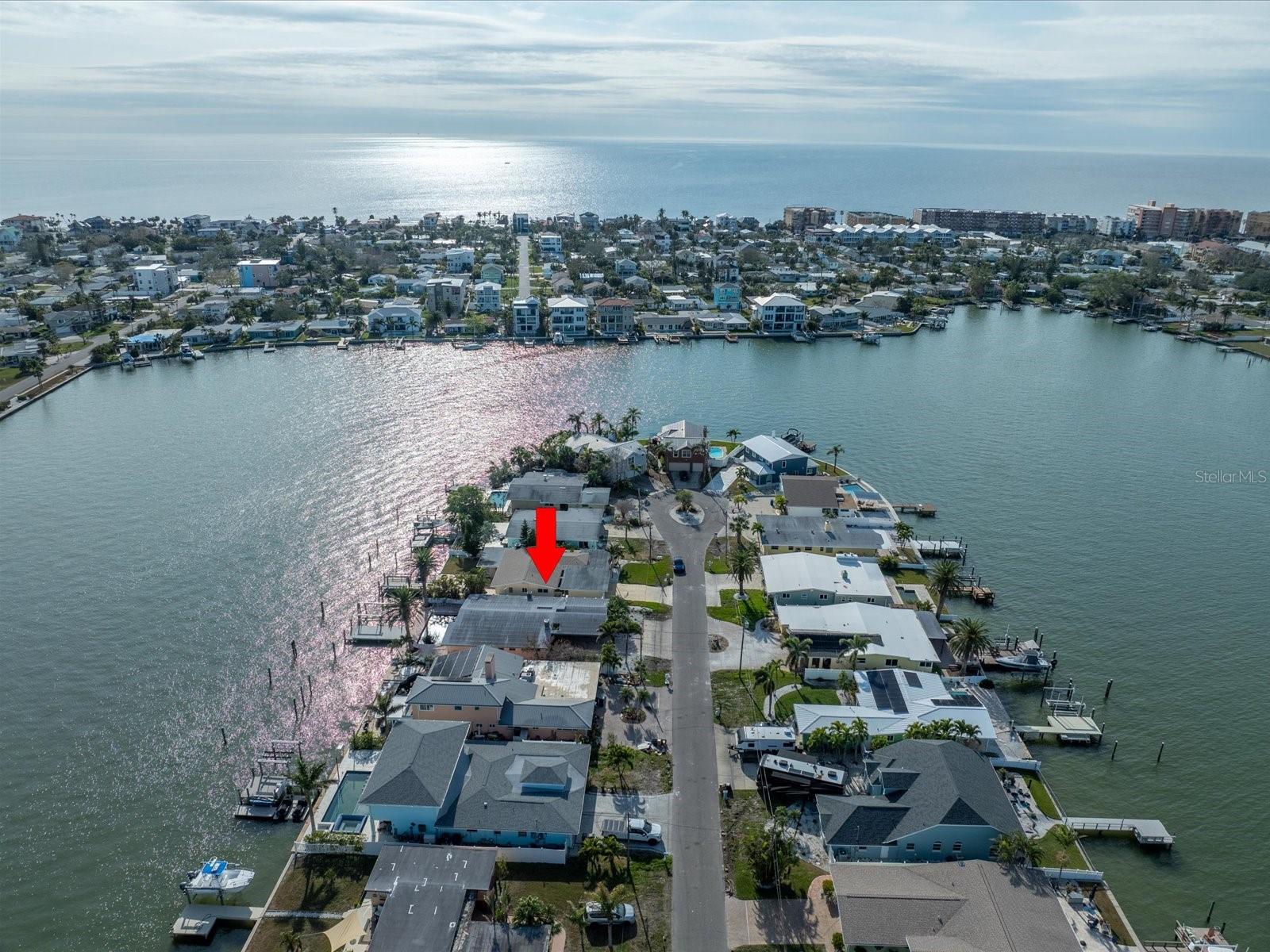 16124 4TH ST E, REDINGTON BEACH, FL, 33708