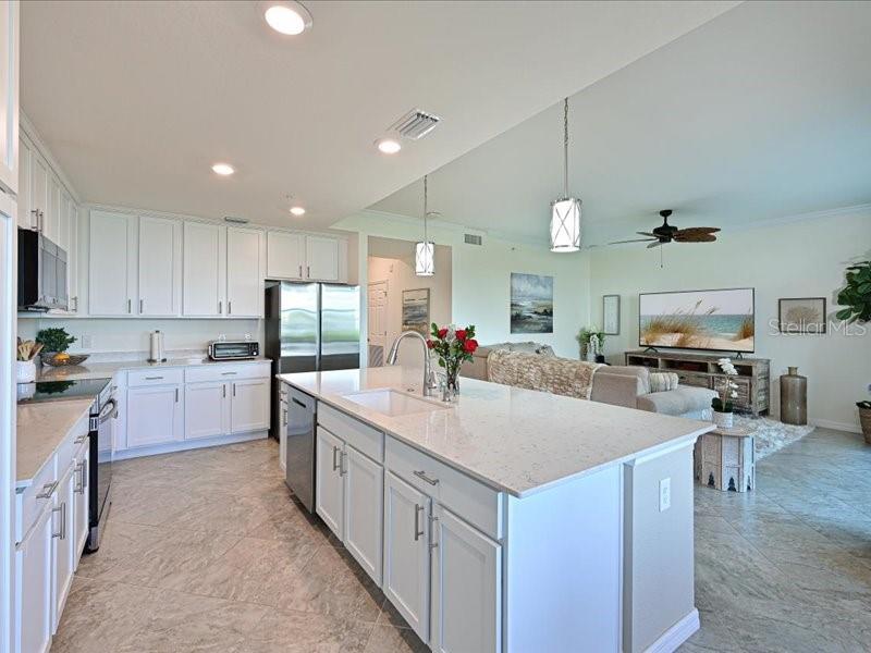 1010 TIDEWATER SHORES LOOP #103, BRADENTON, FL, 34208