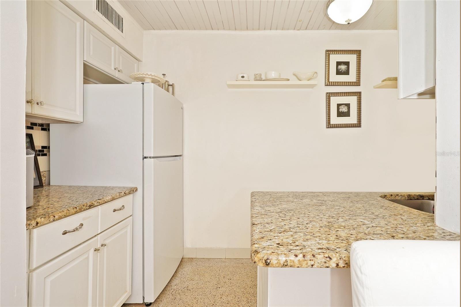 250 N BANANA RIVER DR #H8, MERRITT ISLAND, FL, 32952