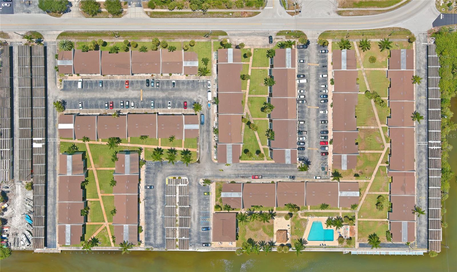 250 N BANANA RIVER DR #H8, MERRITT ISLAND, FL, 32952