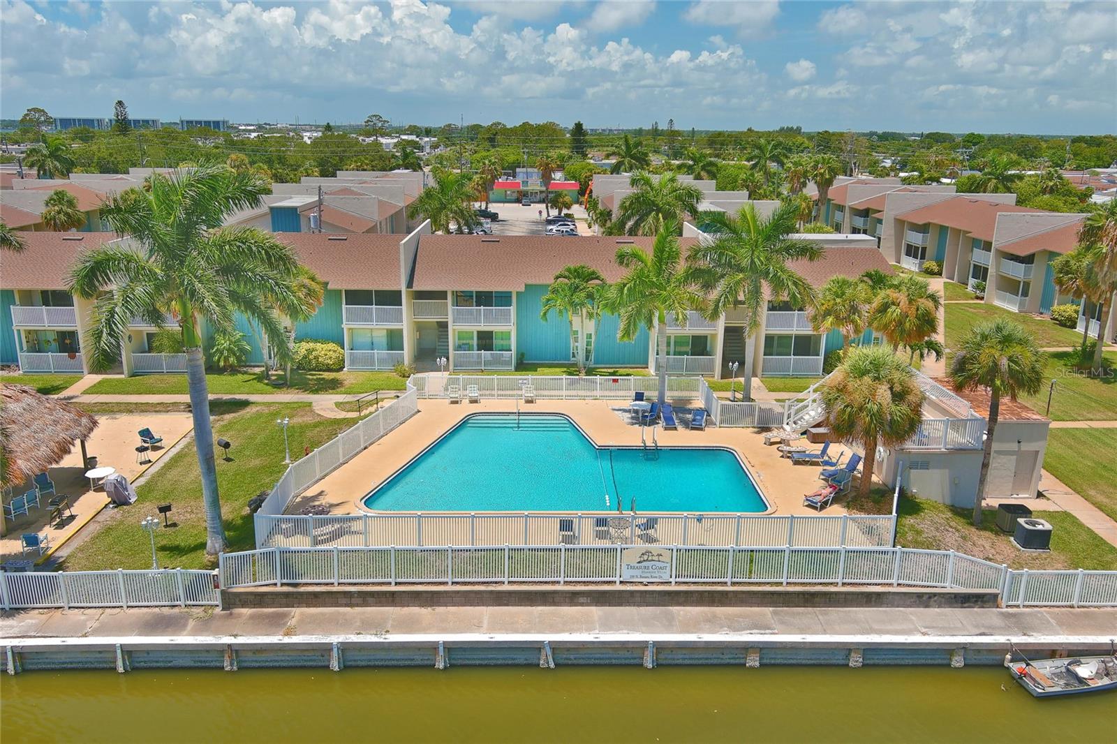 250 N BANANA RIVER DR #H8, MERRITT ISLAND, FL, 32952