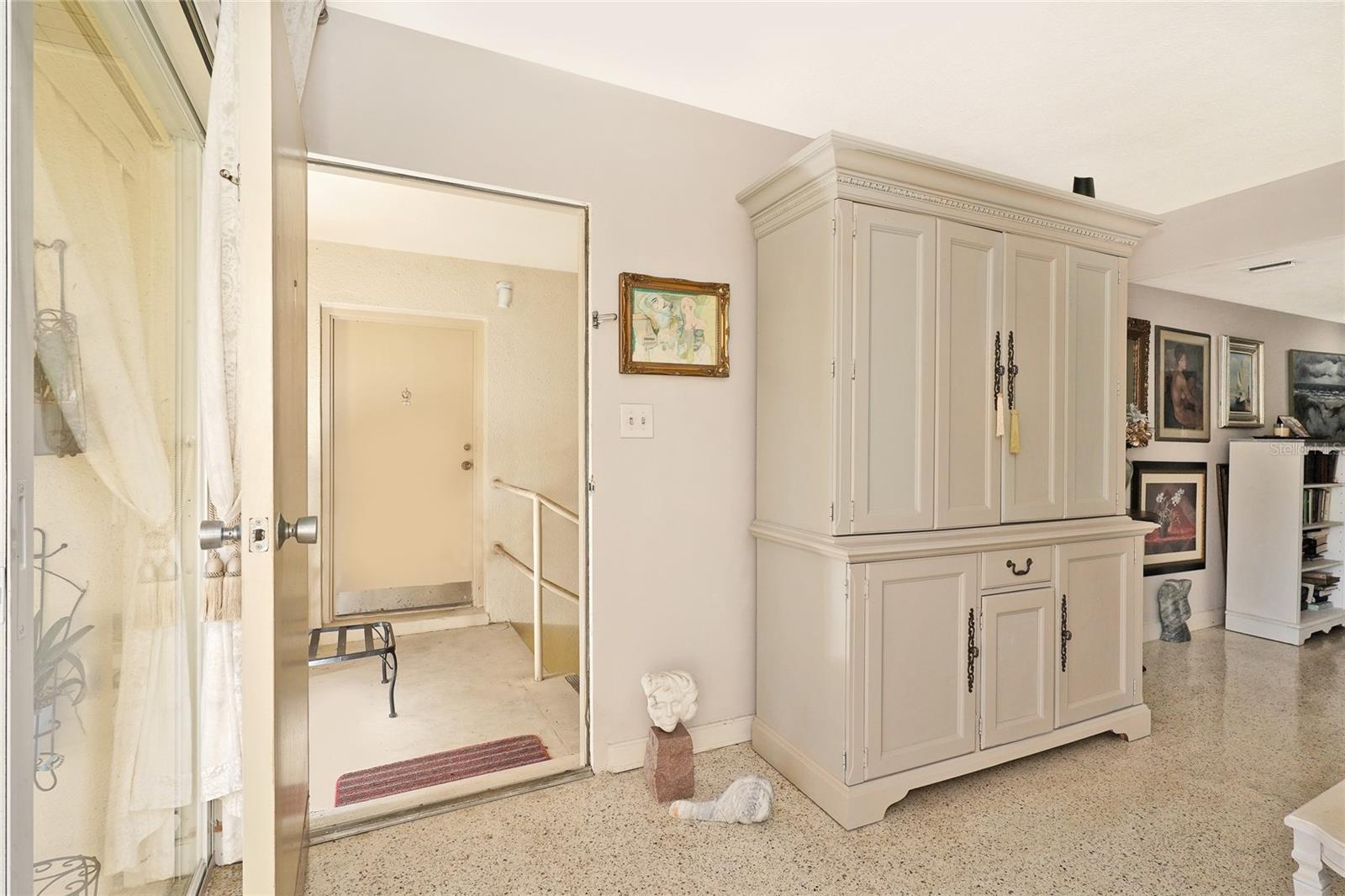 250 N BANANA RIVER DR #H8, MERRITT ISLAND, FL, 32952