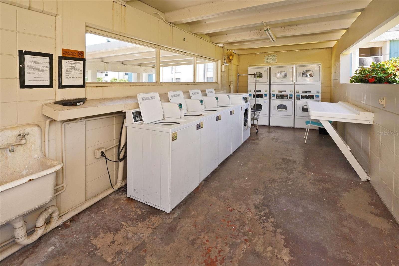 250 N BANANA RIVER DR #H8, MERRITT ISLAND, FL, 32952