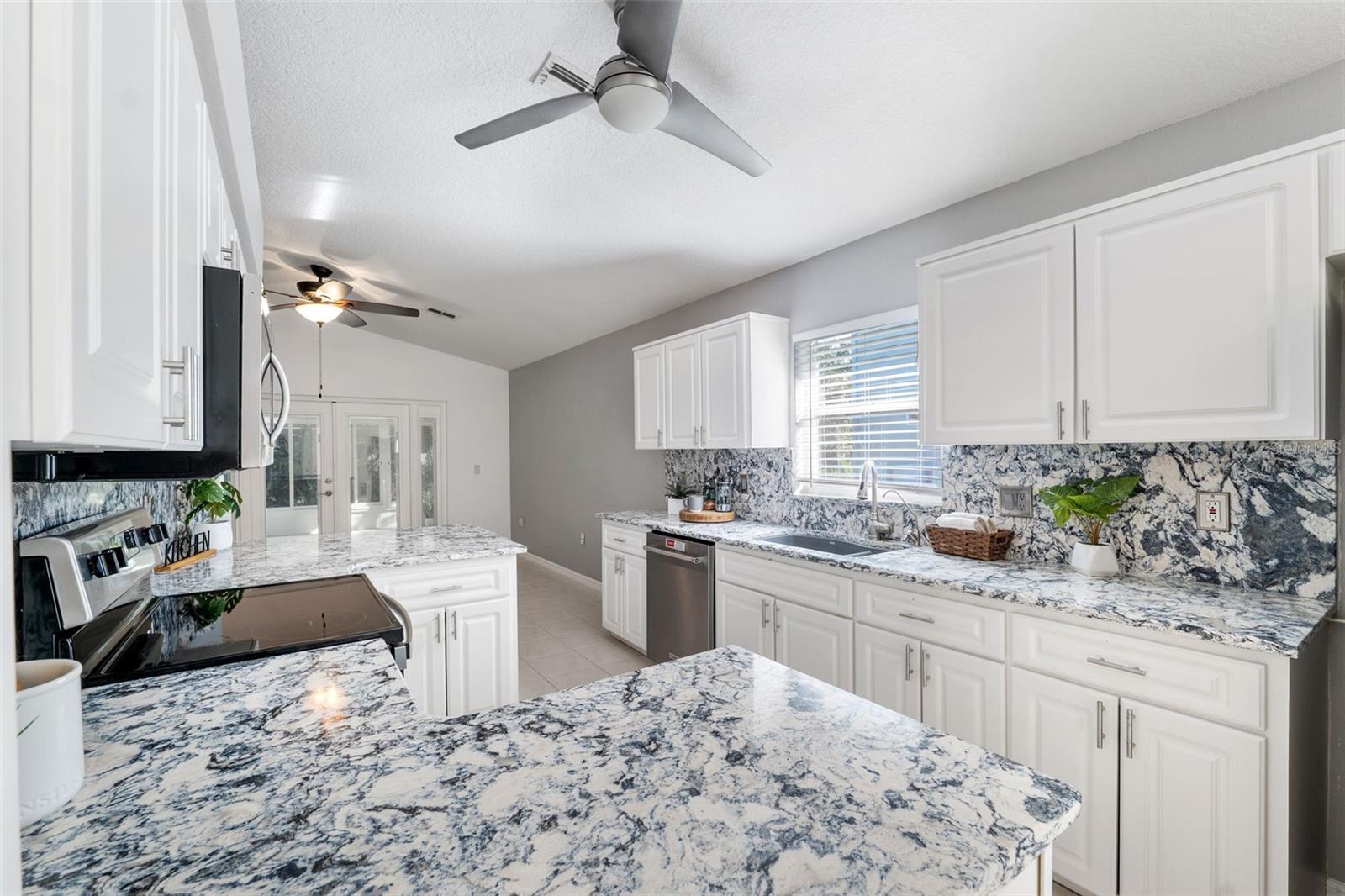 11423 TEE TIME CIR, NEW PORT RICHEY, FL, 34654