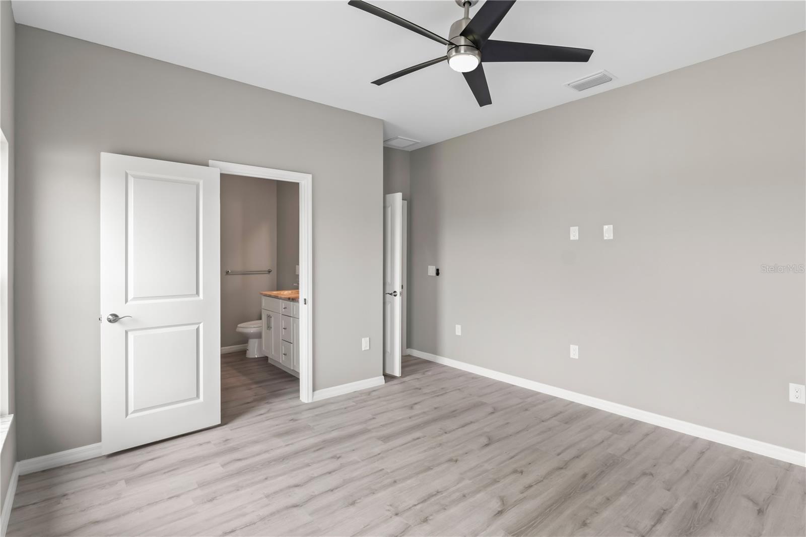 2105 NW 5TH TER, CAPE CORAL, FL, 33993