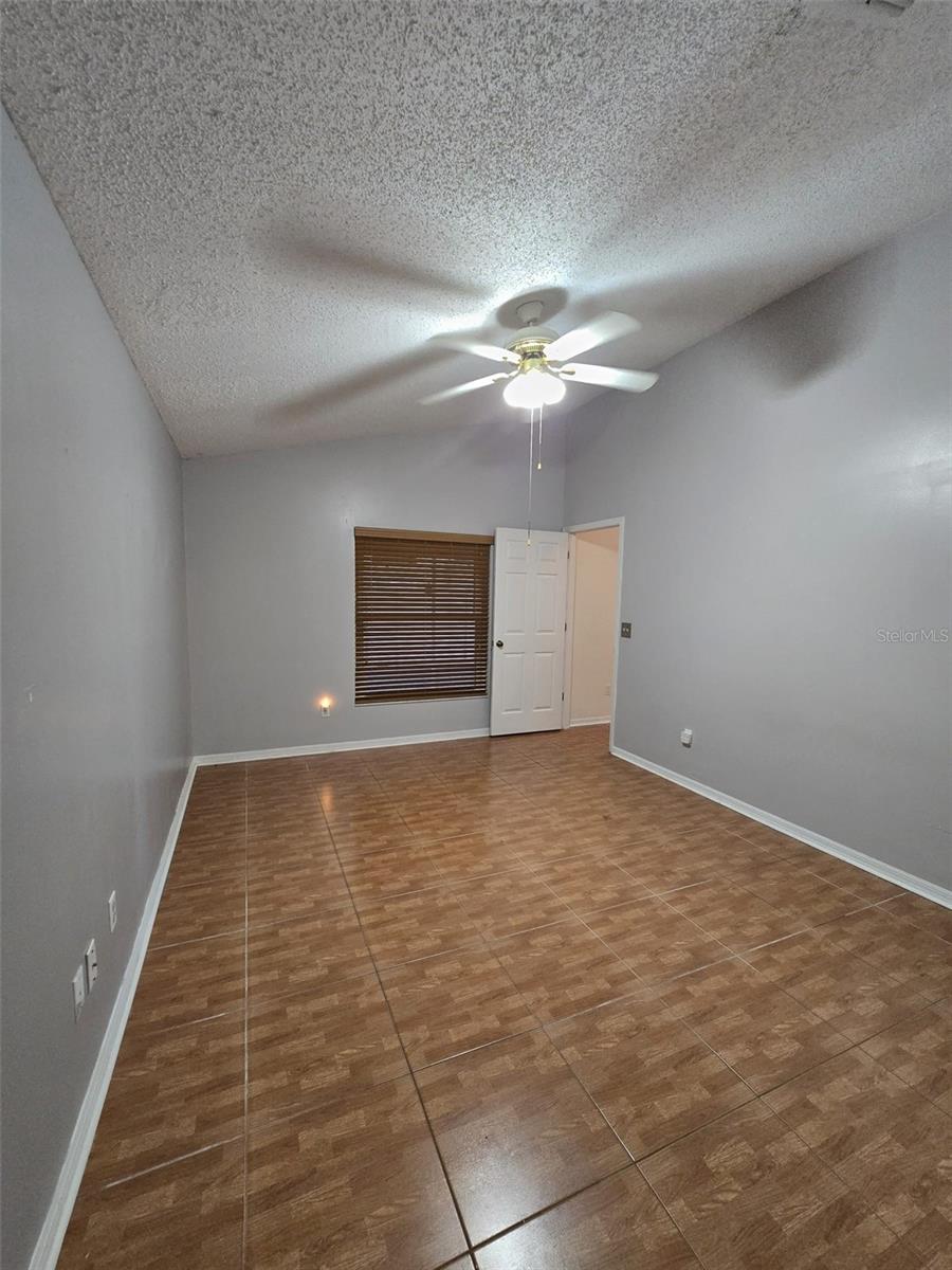 2525 GOTHAM WAY, VALRICO, FL, 33596