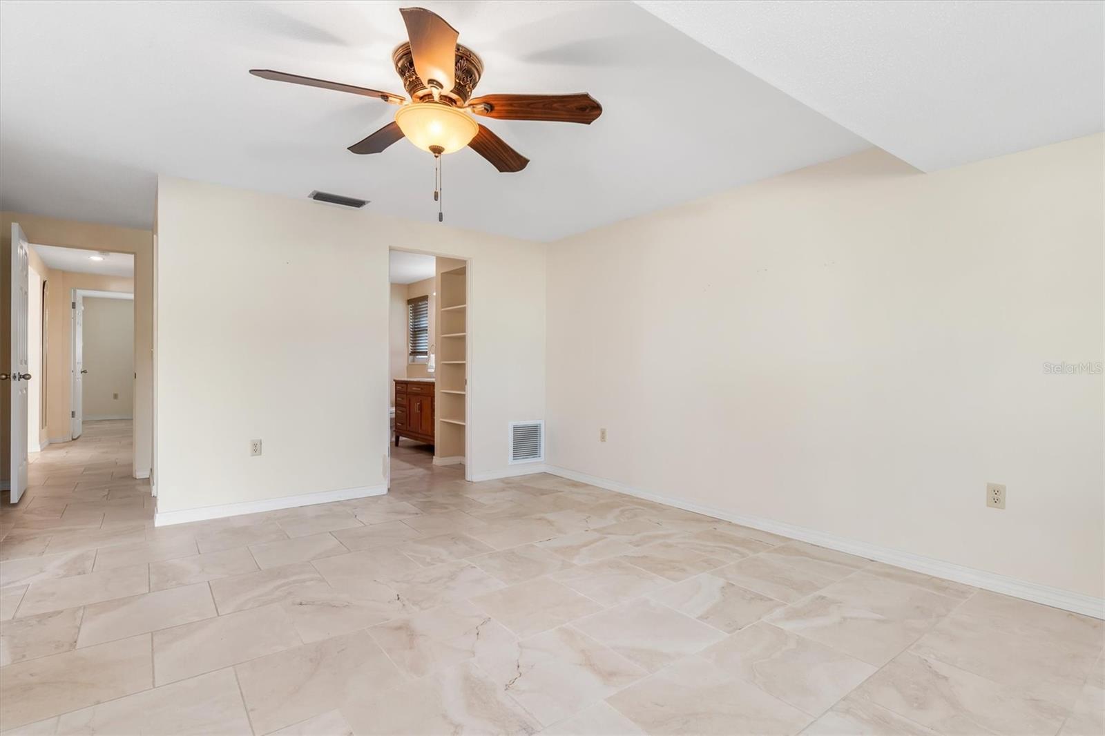 8 OAKWOOD DR N #8, ENGLEWOOD, FL, 34223