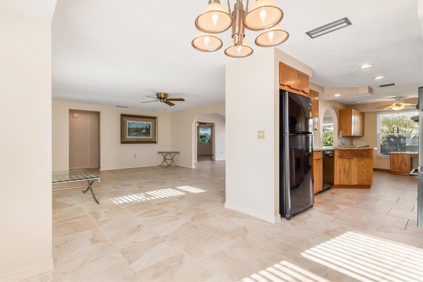 8 OAKWOOD DR N #8, ENGLEWOOD, FL, 34223