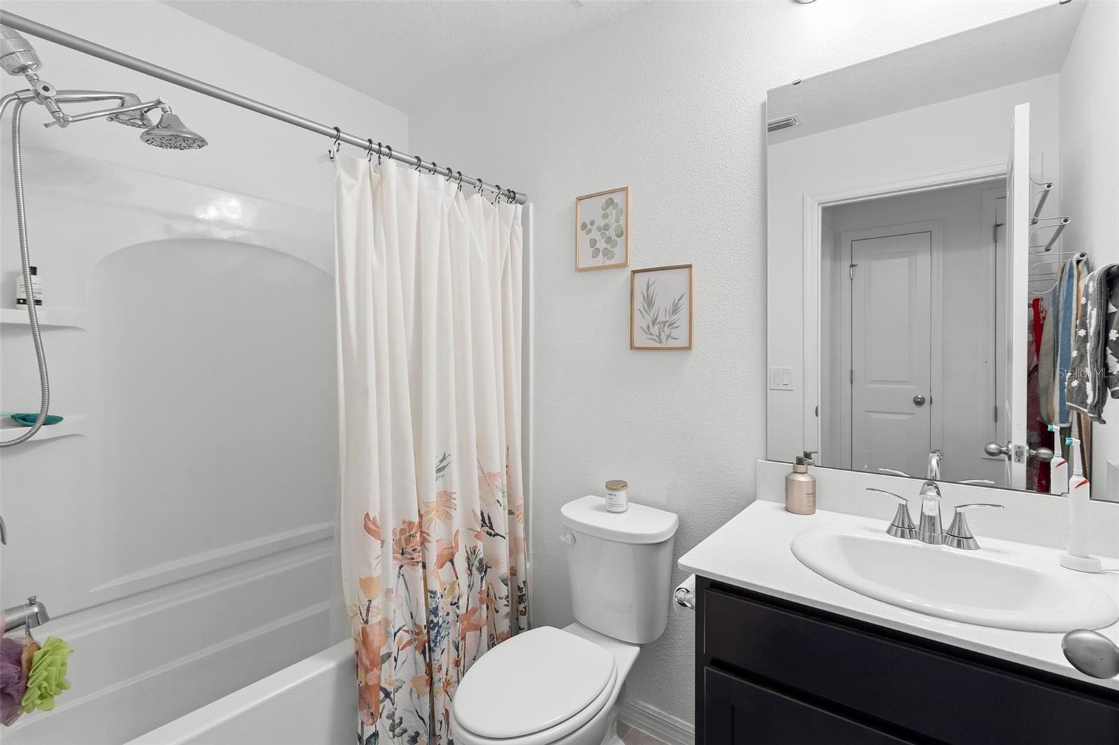 633 BELGROVE ST, DEBARY, FL, 32713