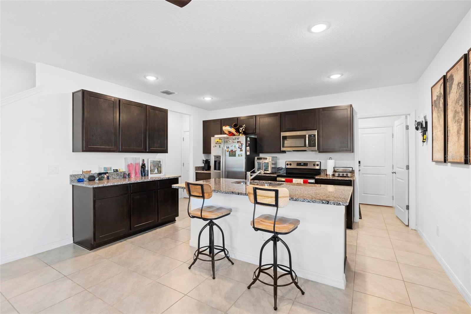 633 BELGROVE ST, DEBARY, FL, 32713