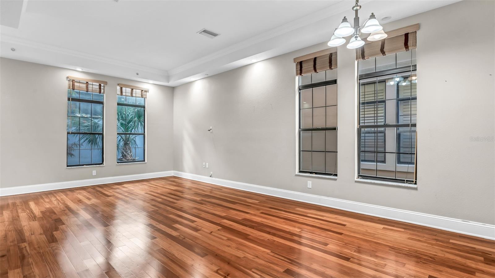 2215 SOHO BAY CT, TAMPA, FL, 33606