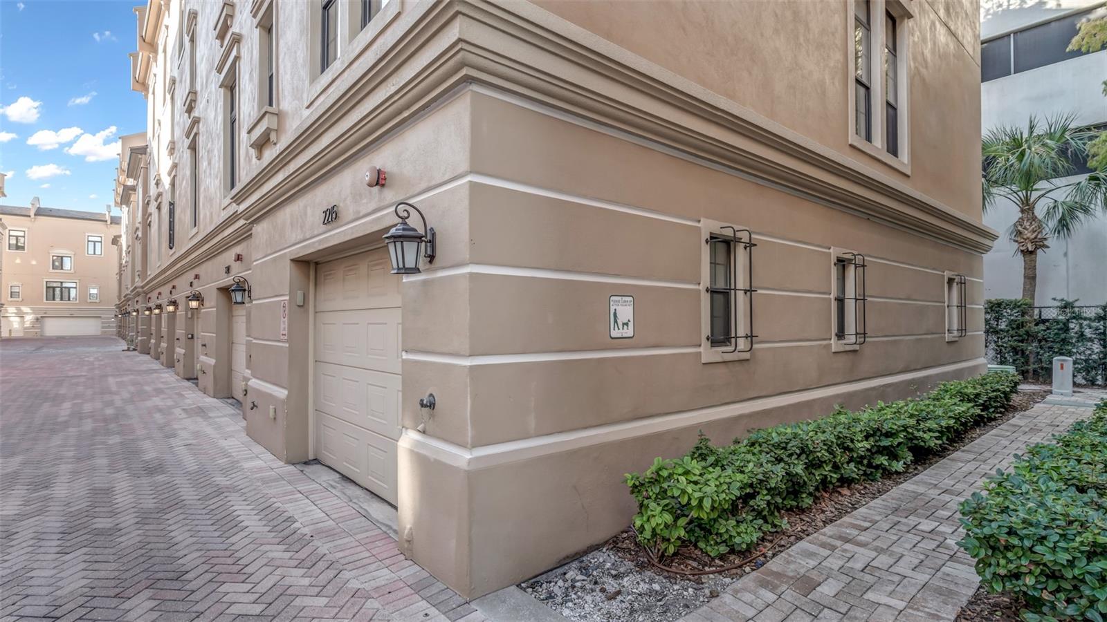 2215 SOHO BAY CT, TAMPA, FL, 33606