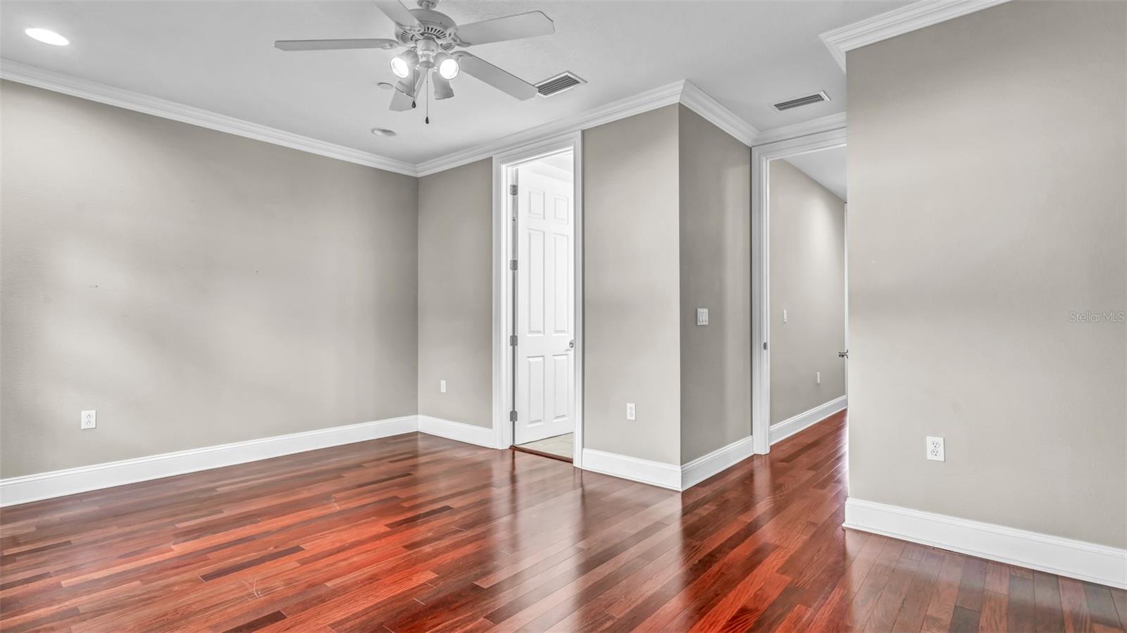 2215 SOHO BAY CT, TAMPA, FL, 33606