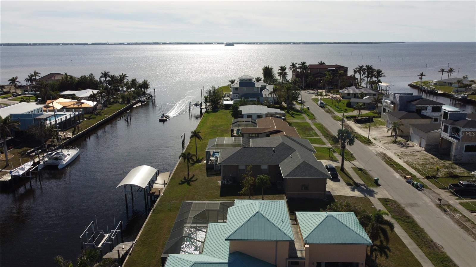 225 BANGSBERG RD SE, PORT CHARLOTTE, FL, 33952