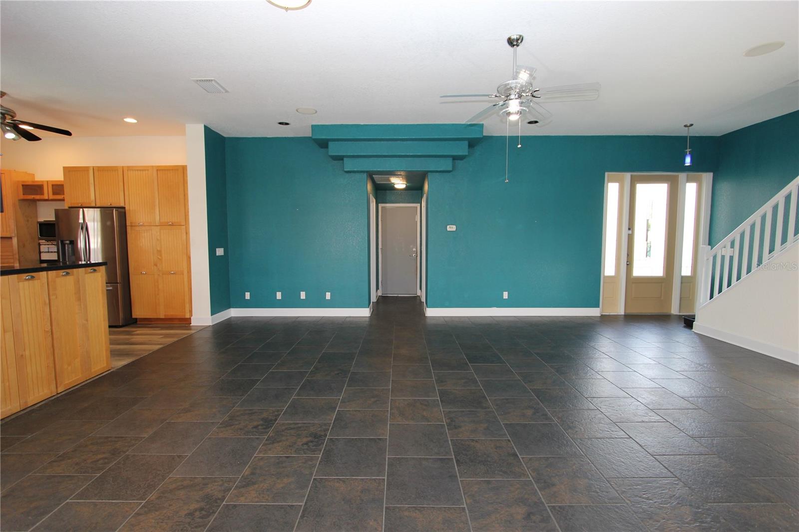 225 BANGSBERG RD SE, PORT CHARLOTTE, FL, 33952