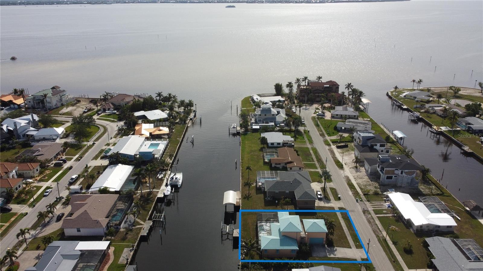 225 BANGSBERG RD SE, PORT CHARLOTTE, FL, 33952