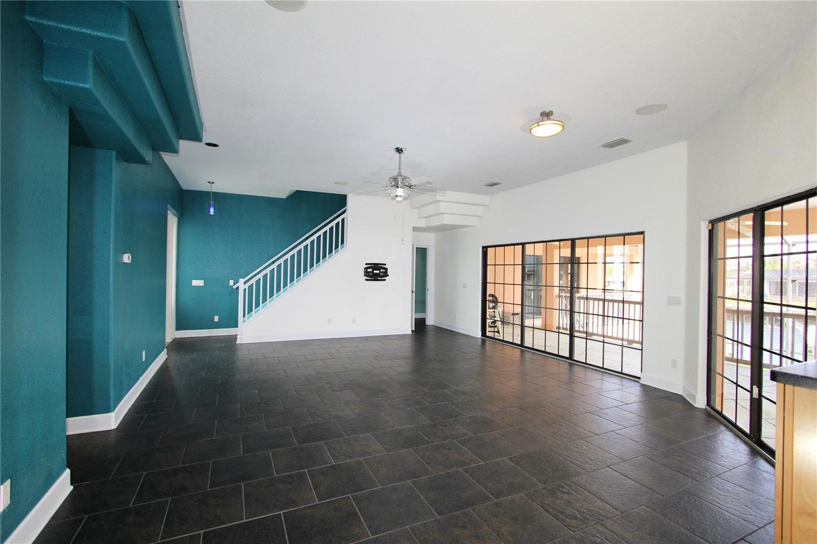 225 BANGSBERG RD SE, PORT CHARLOTTE, FL, 33952