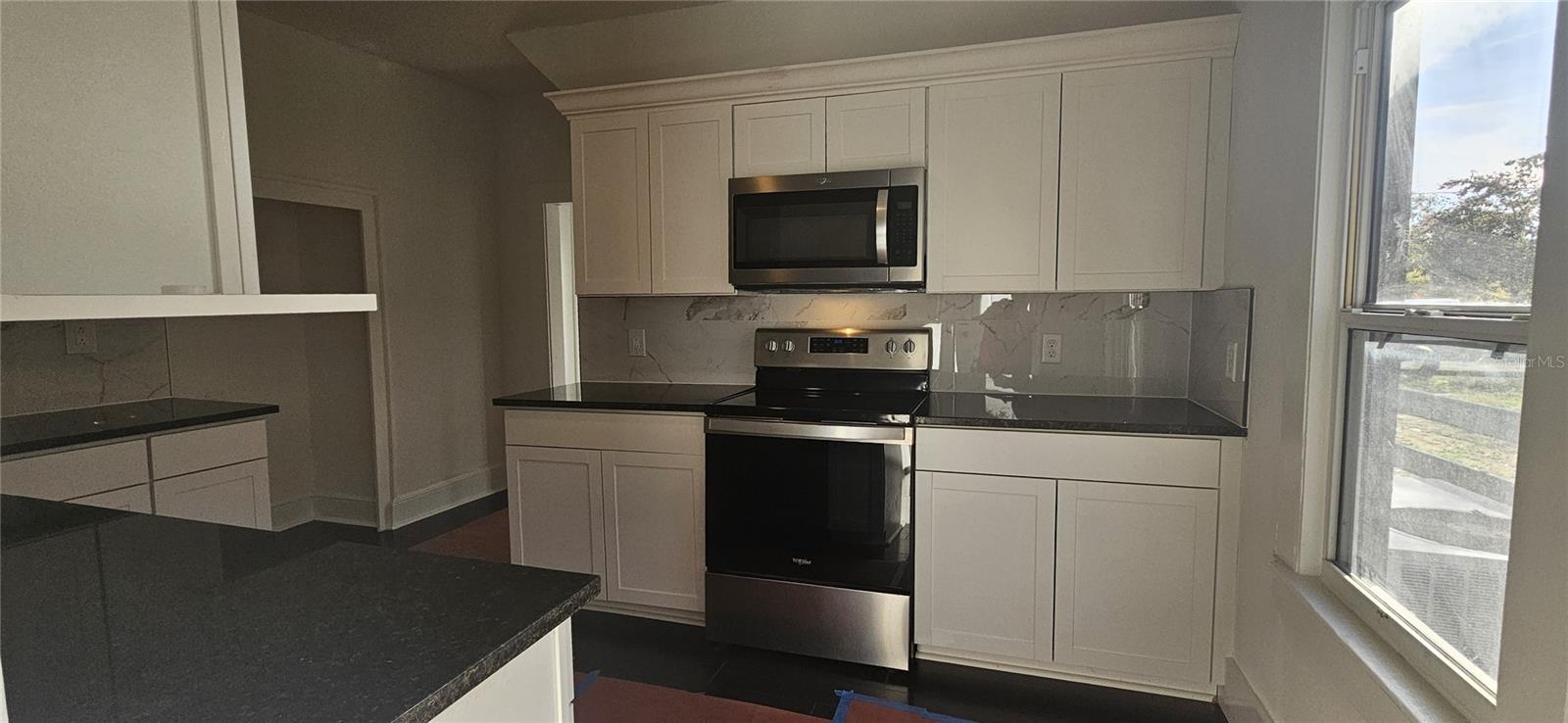 235 HYDE PARK AVE, EUSTIS, FL, 32726