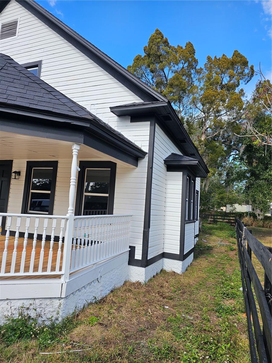 235 HYDE PARK AVE, EUSTIS, FL, 32726