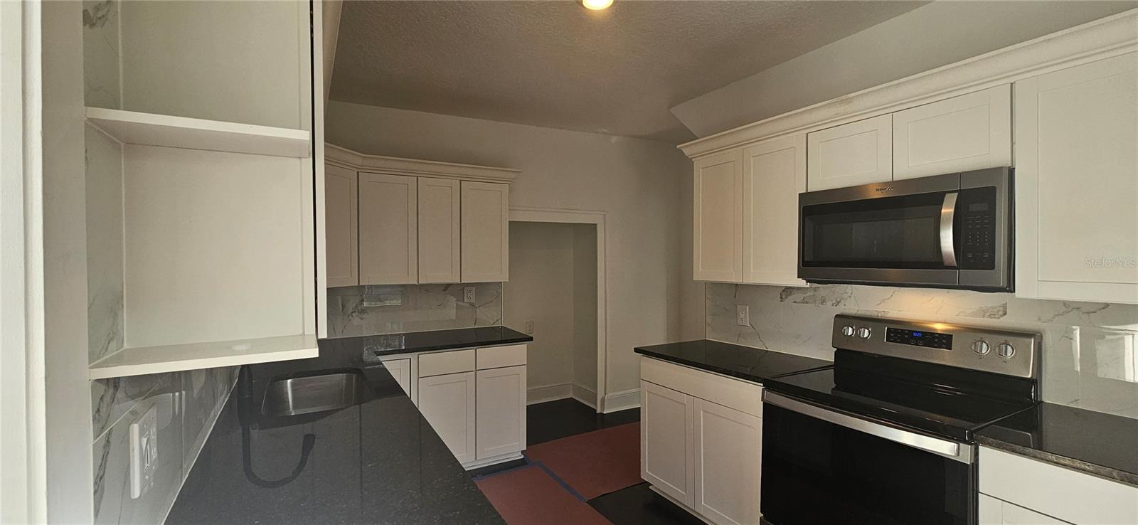 235 HYDE PARK AVE, EUSTIS, FL, 32726