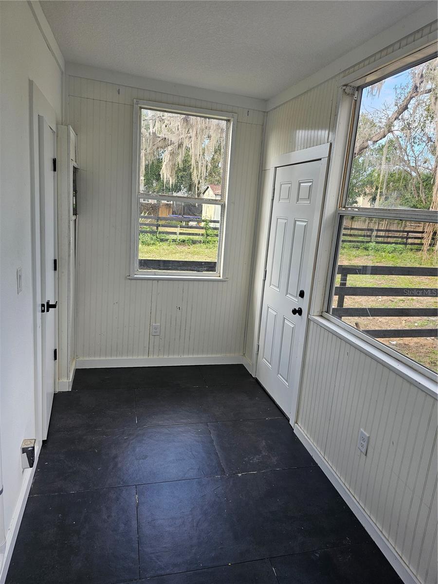 235 HYDE PARK AVE, EUSTIS, FL, 32726