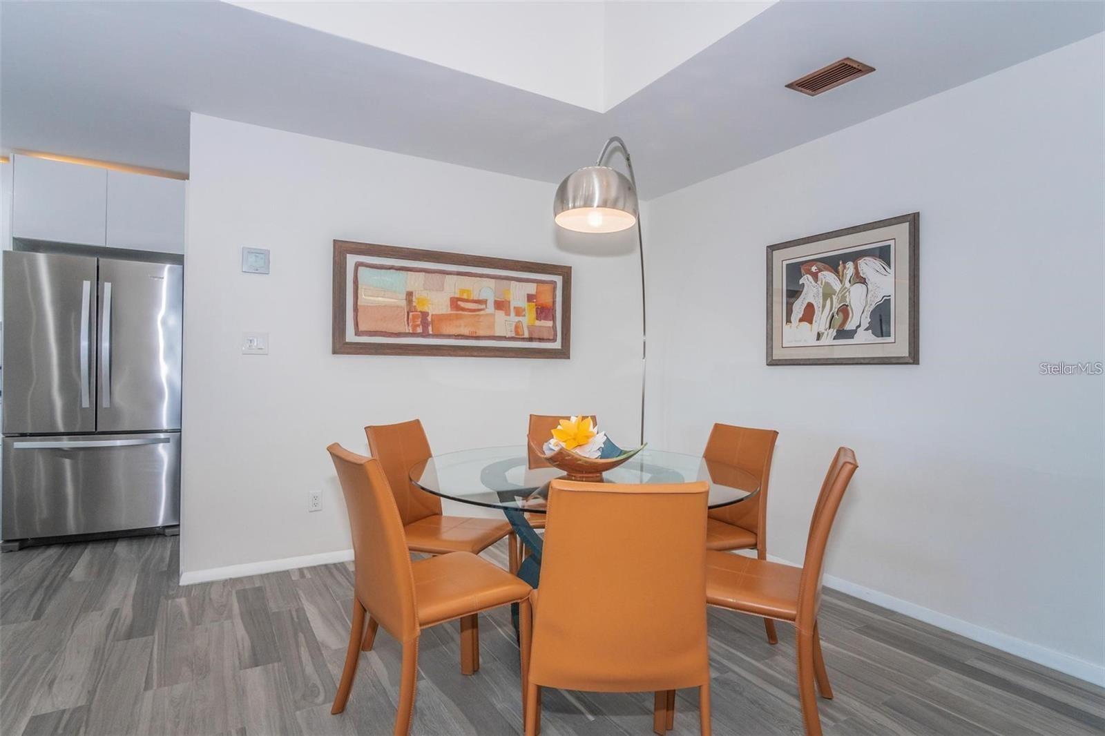 1645 W SNOW CIR #205, TAMPA, FL, 33606