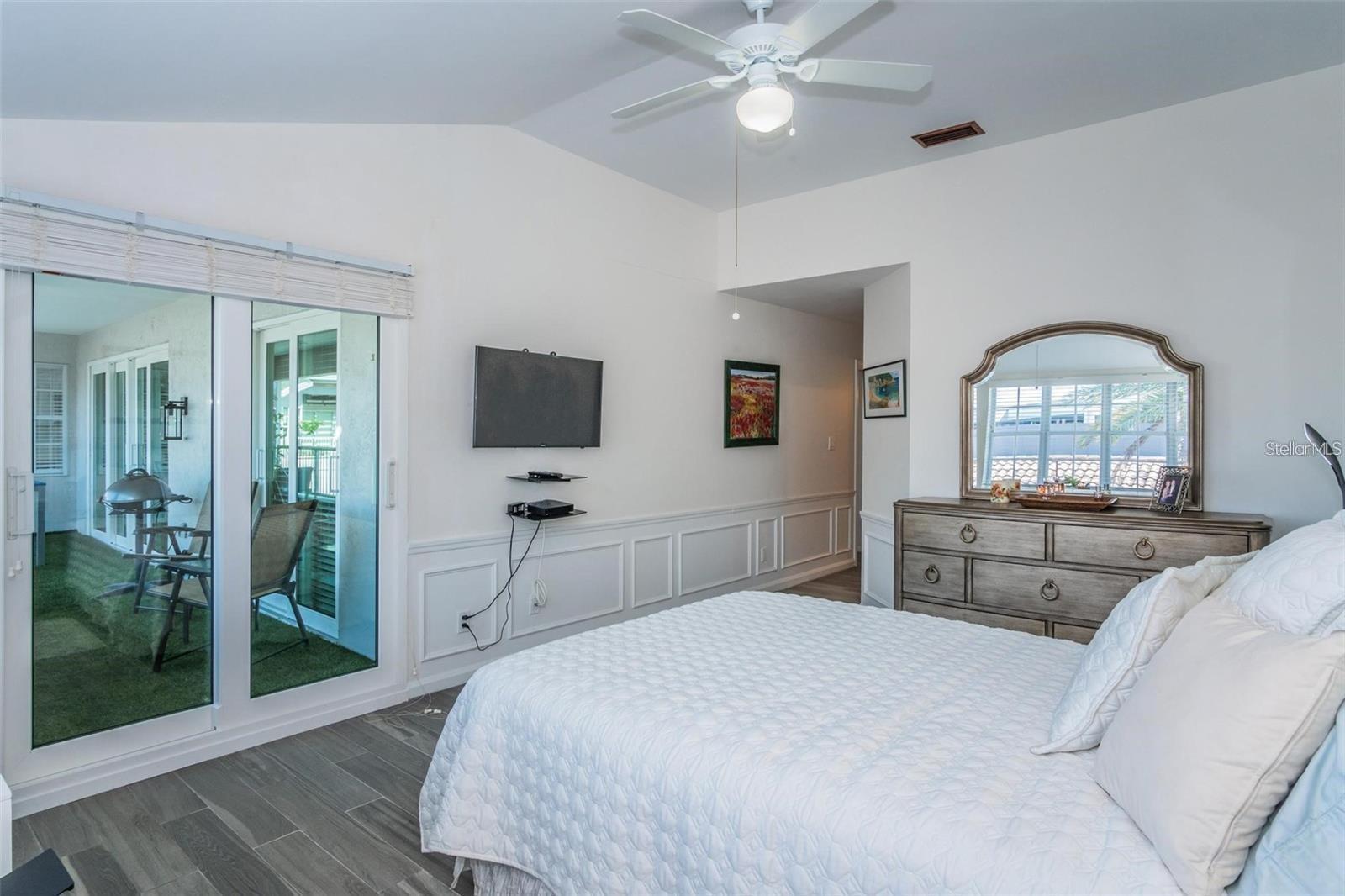 1645 W SNOW CIR #205, TAMPA, FL, 33606