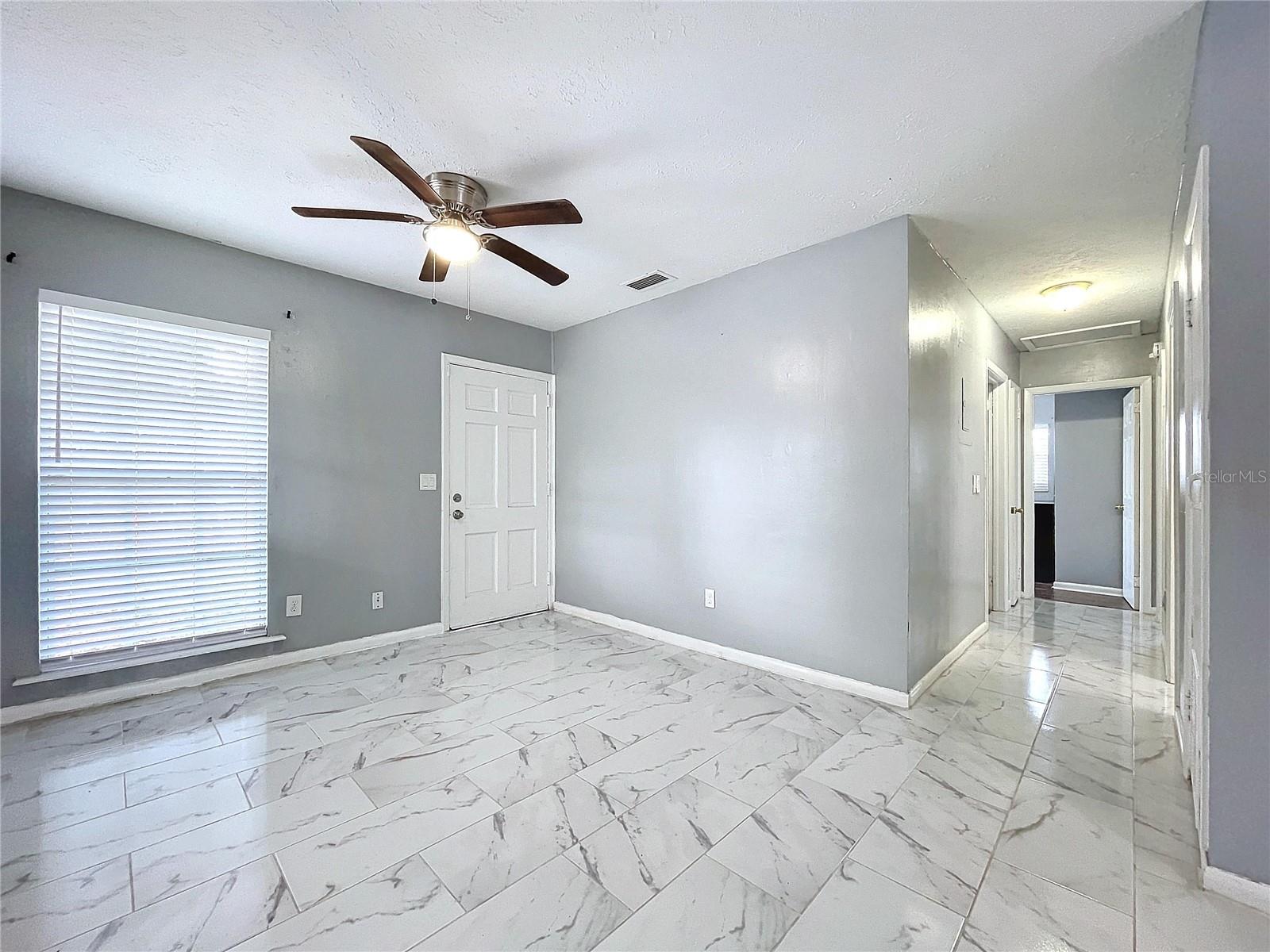 8901 TEMPLE PARK DR, TAMPA, FL, 33637