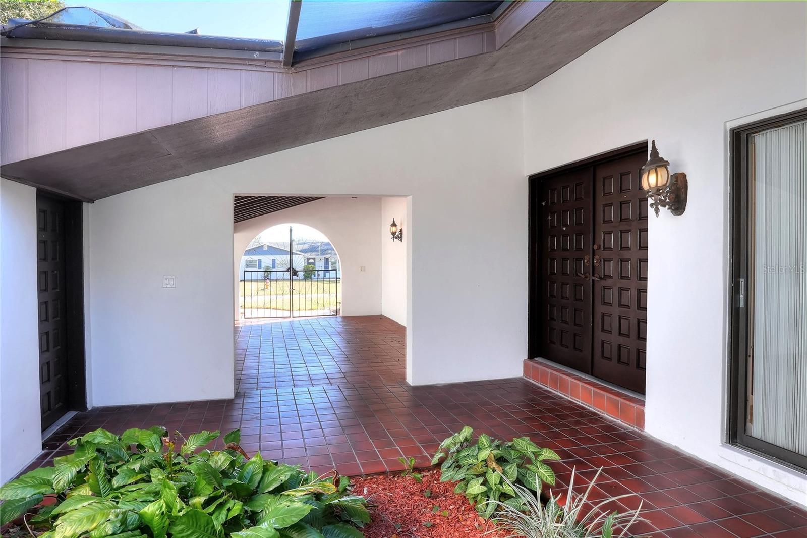 2105 LAKE BENTLEY CT, LAKELAND, FL, 33803