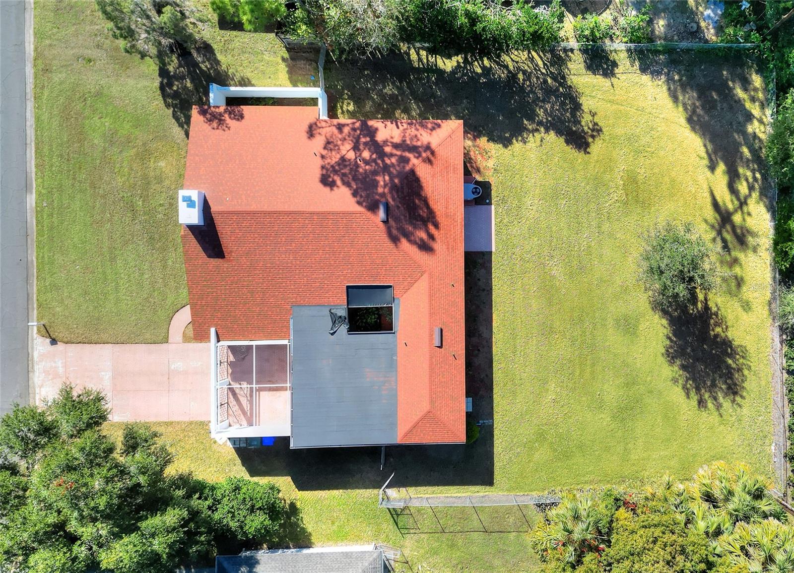 2105 LAKE BENTLEY CT, LAKELAND, FL, 33803