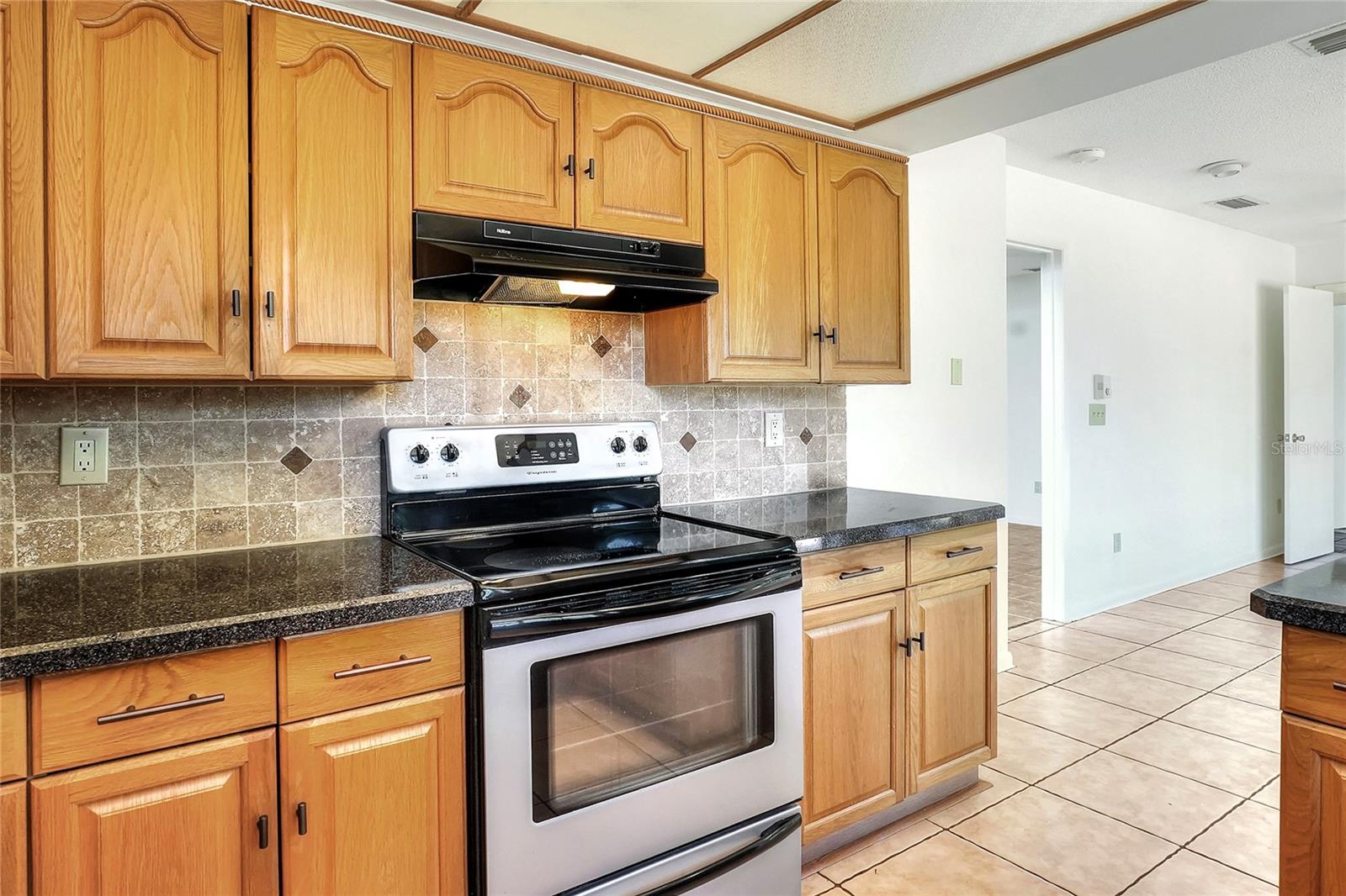 2105 LAKE BENTLEY CT, LAKELAND, FL, 33803