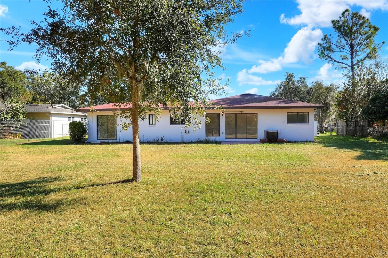 2105 LAKE BENTLEY CT, LAKELAND, FL, 33803