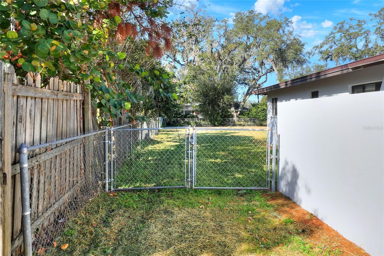2105 LAKE BENTLEY CT, LAKELAND, FL, 33803