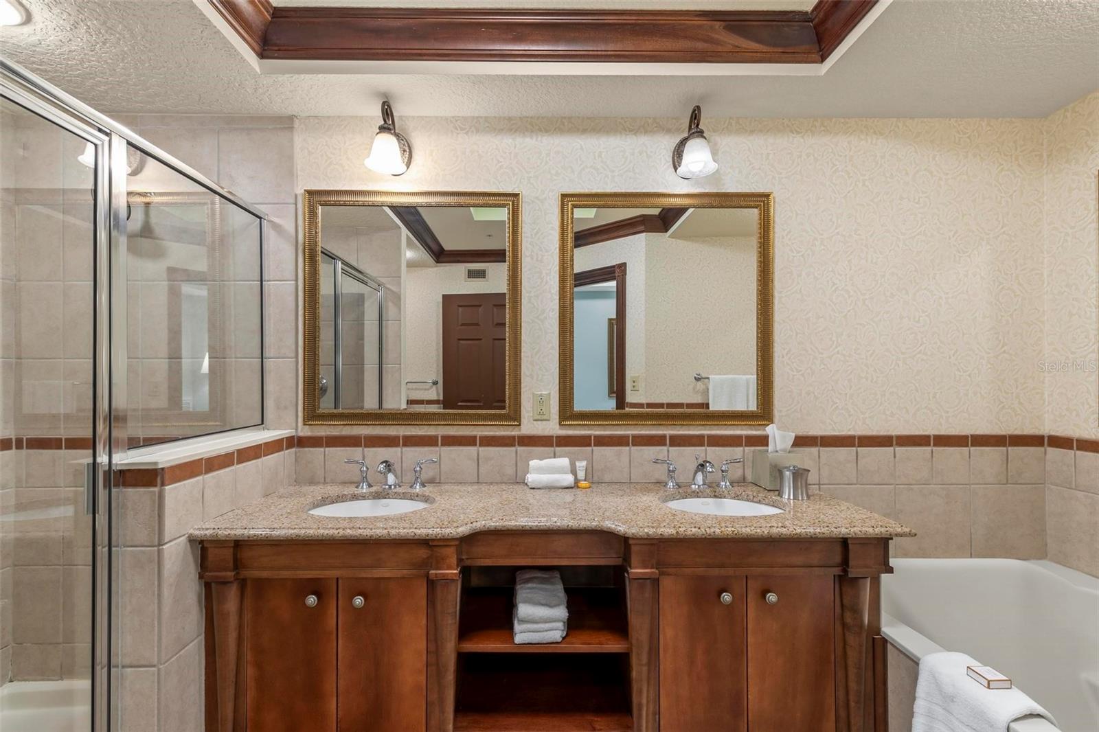 200 OCEAN CREST DR #325, PALM COAST, FL, 32137