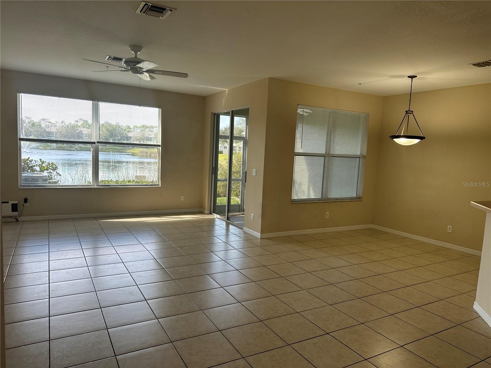 1370 MARIPOSA CIR #103, NAPLES, FL, 34105