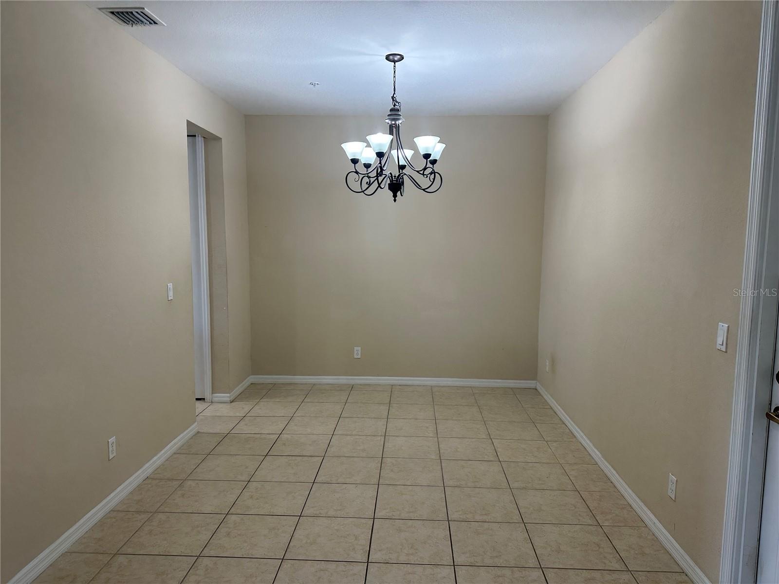 1370 MARIPOSA CIR #103, NAPLES, FL, 34105