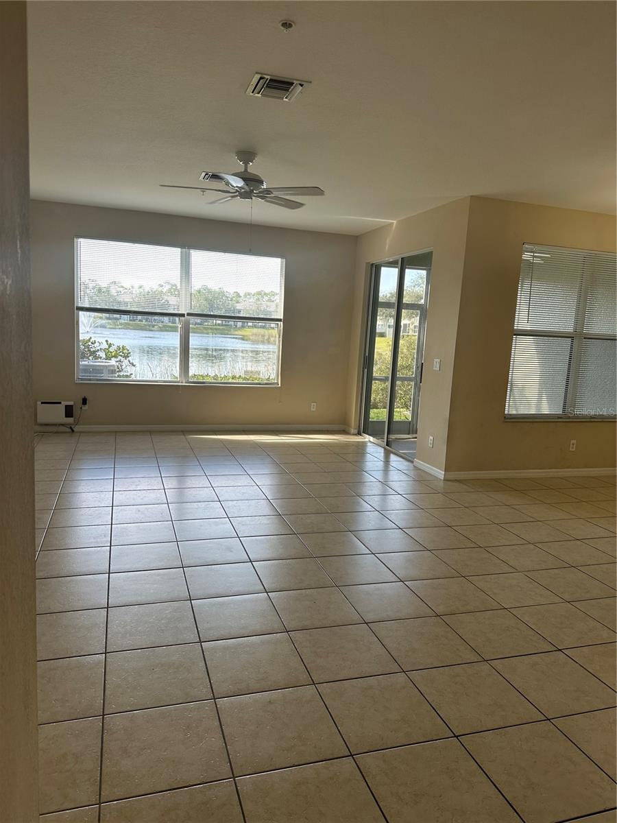 1370 MARIPOSA CIR #103, NAPLES, FL, 34105