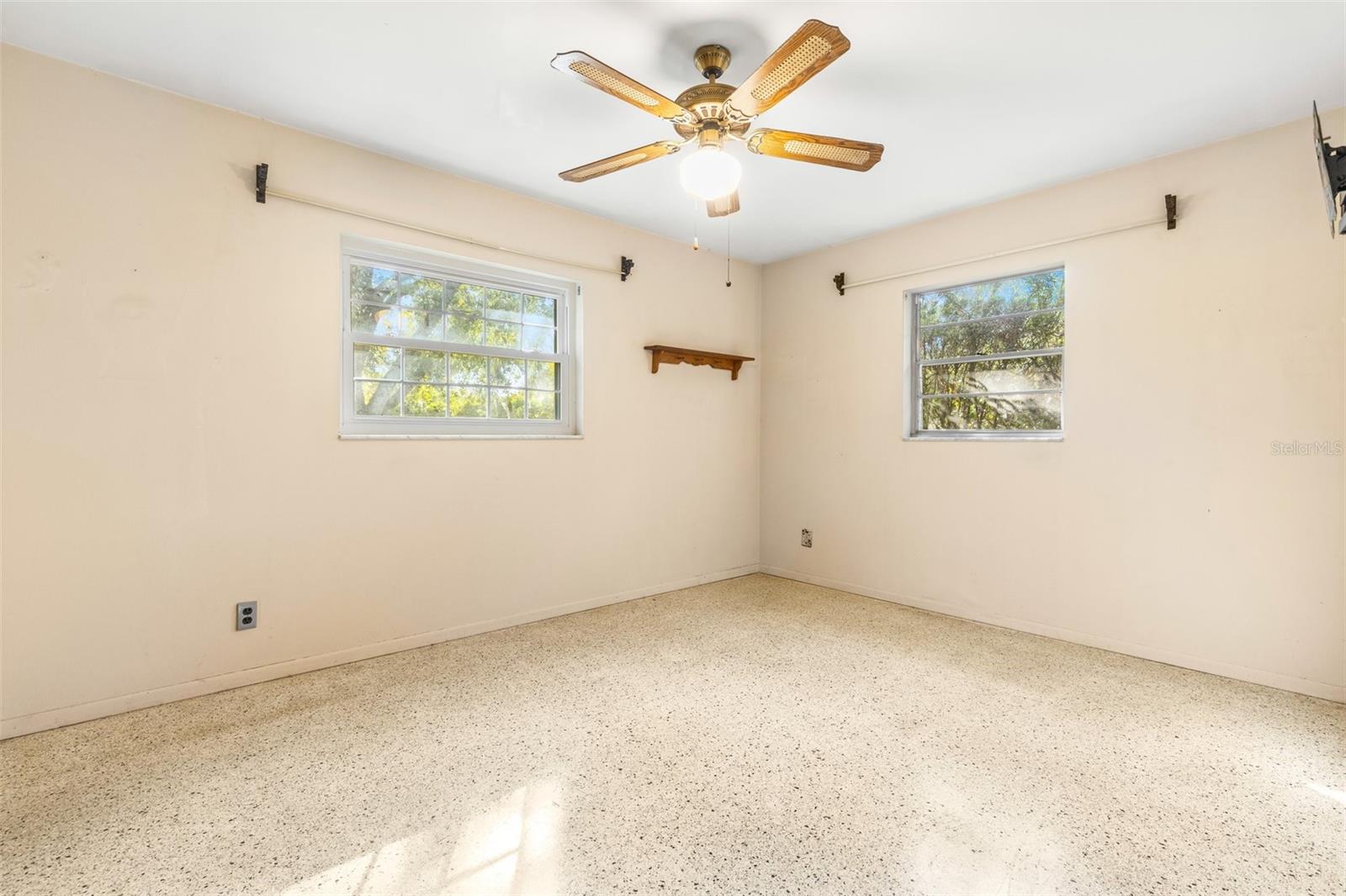 1114 HUMMINGBIRD LN, BRANDON, FL, 33511