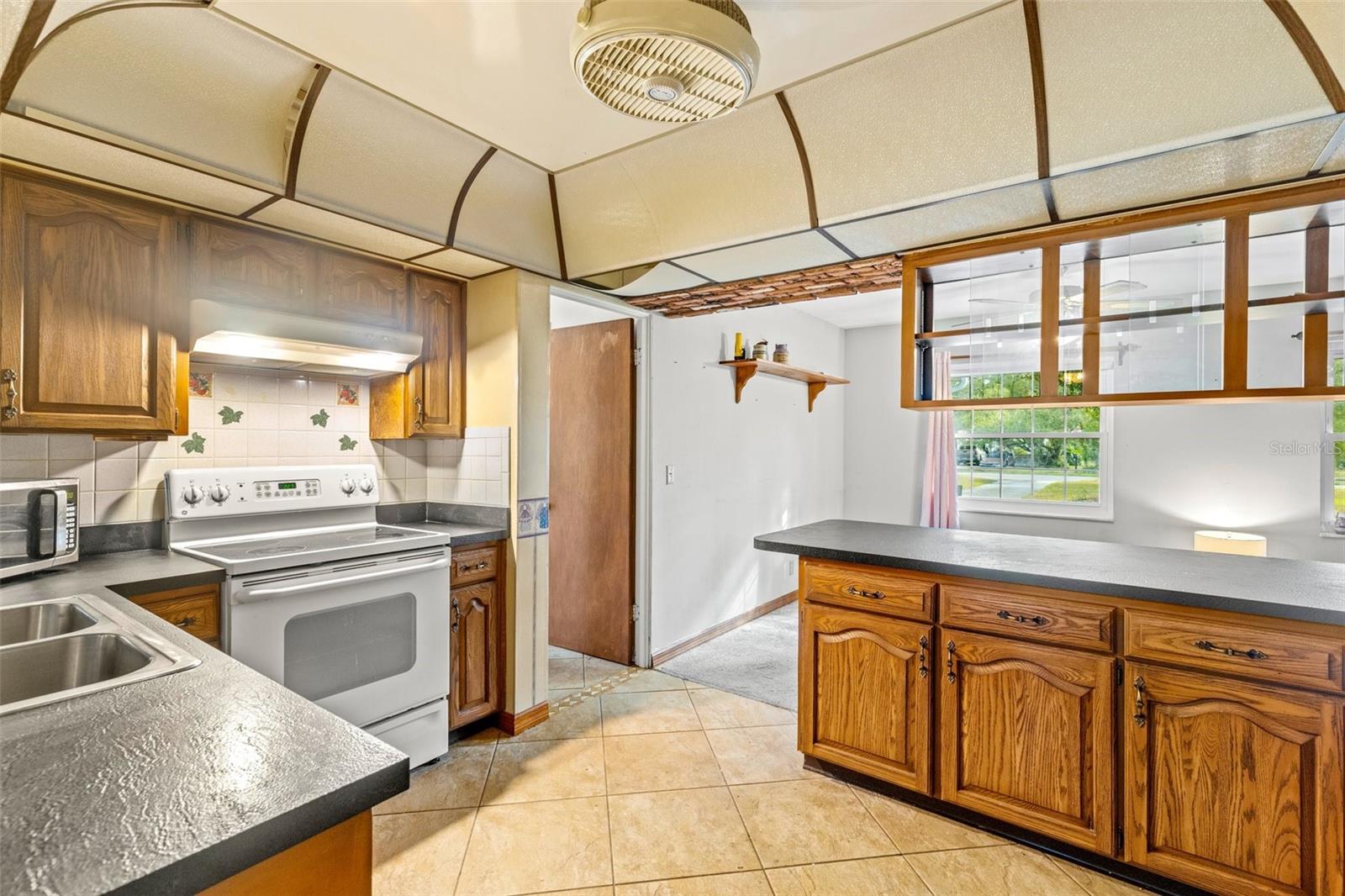 1114 HUMMINGBIRD LN, BRANDON, FL, 33511